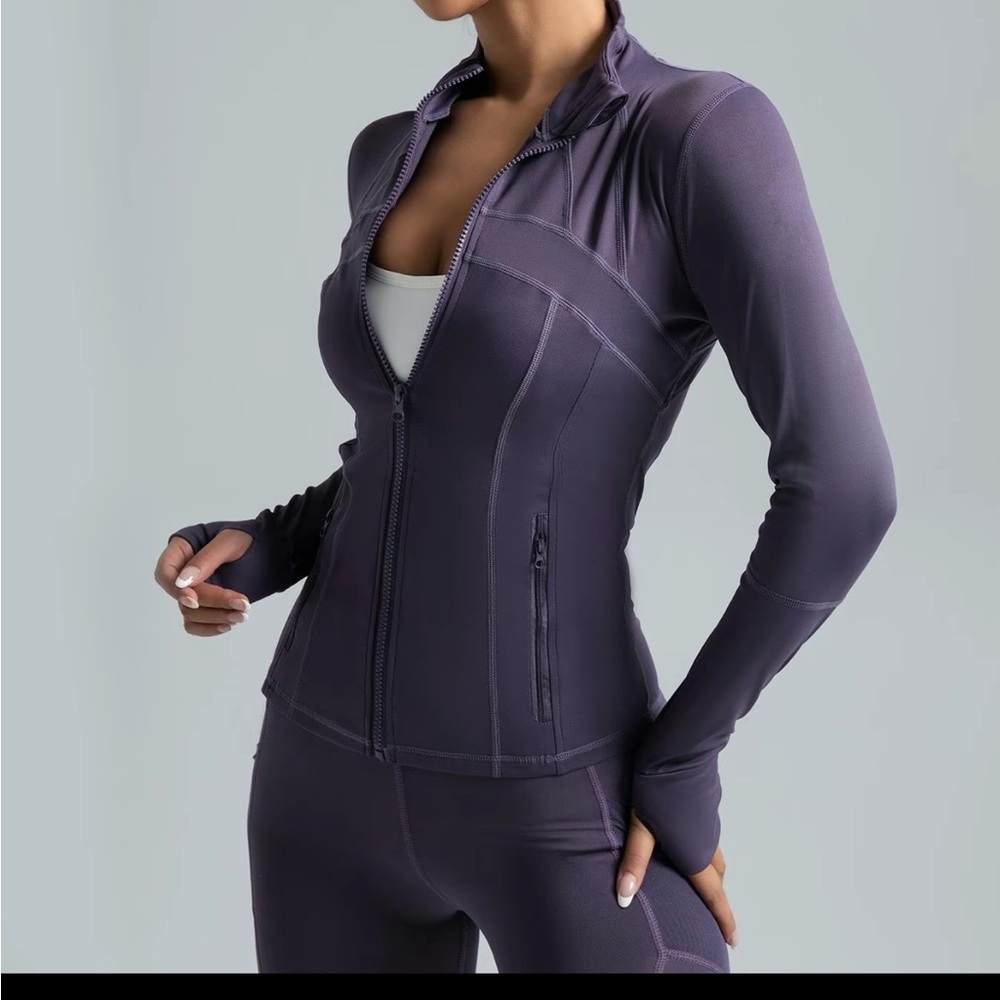 Long sleeve sport wear sweater M